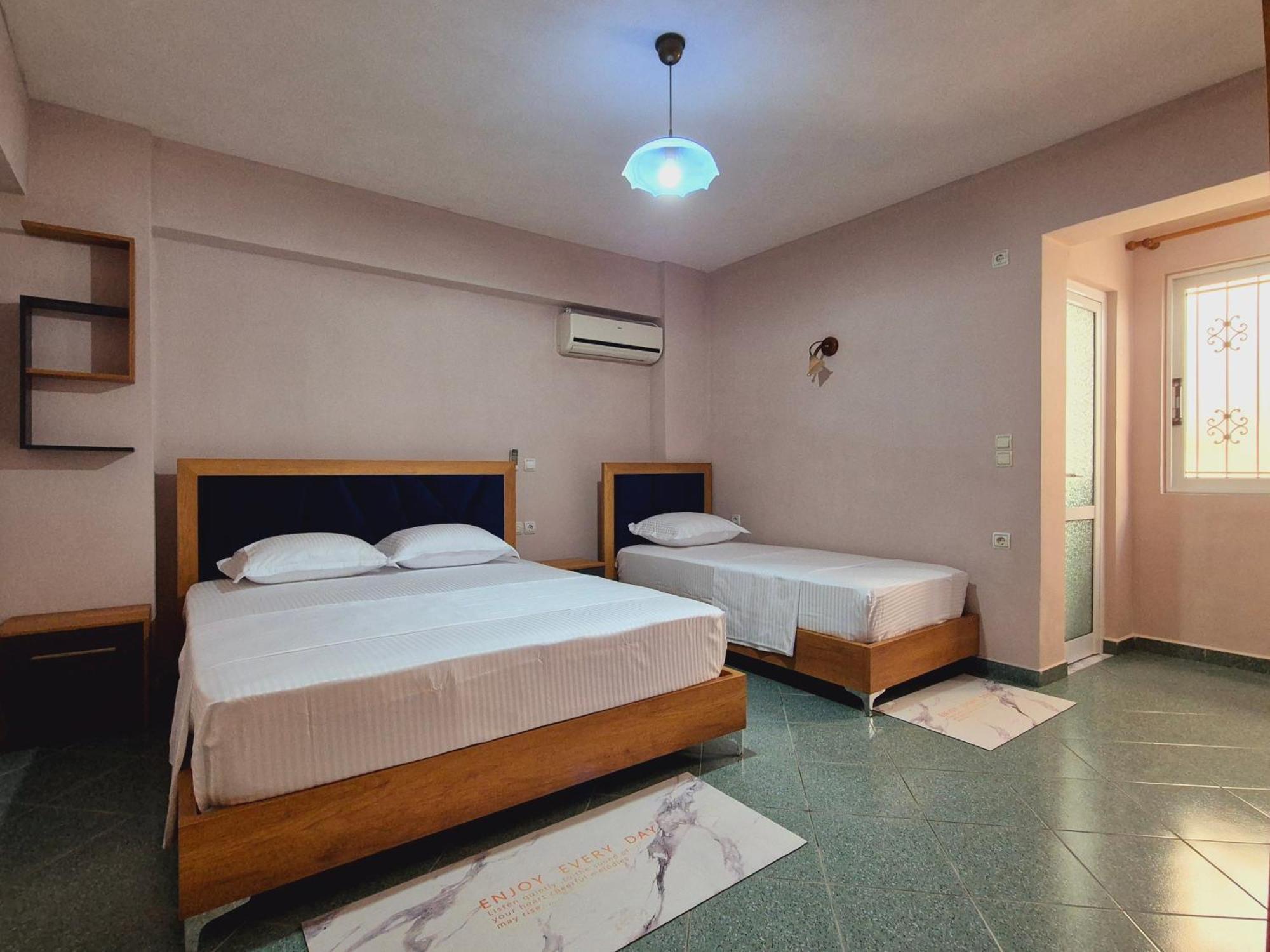 Barca Rooms Saranda Extérieur photo