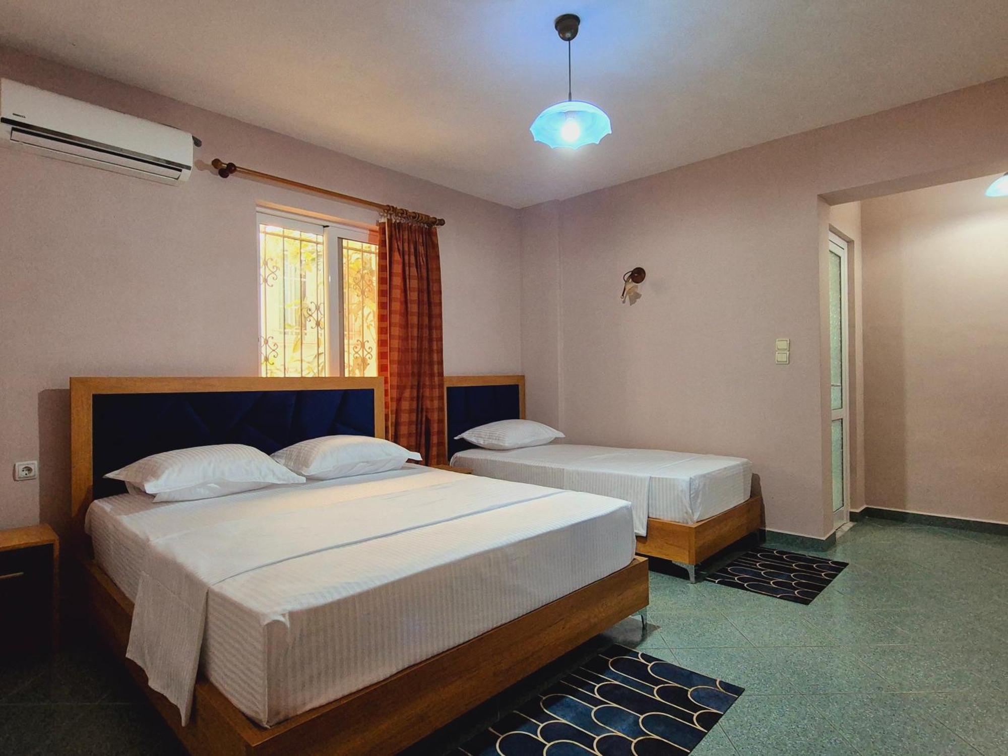 Barca Rooms Saranda Extérieur photo