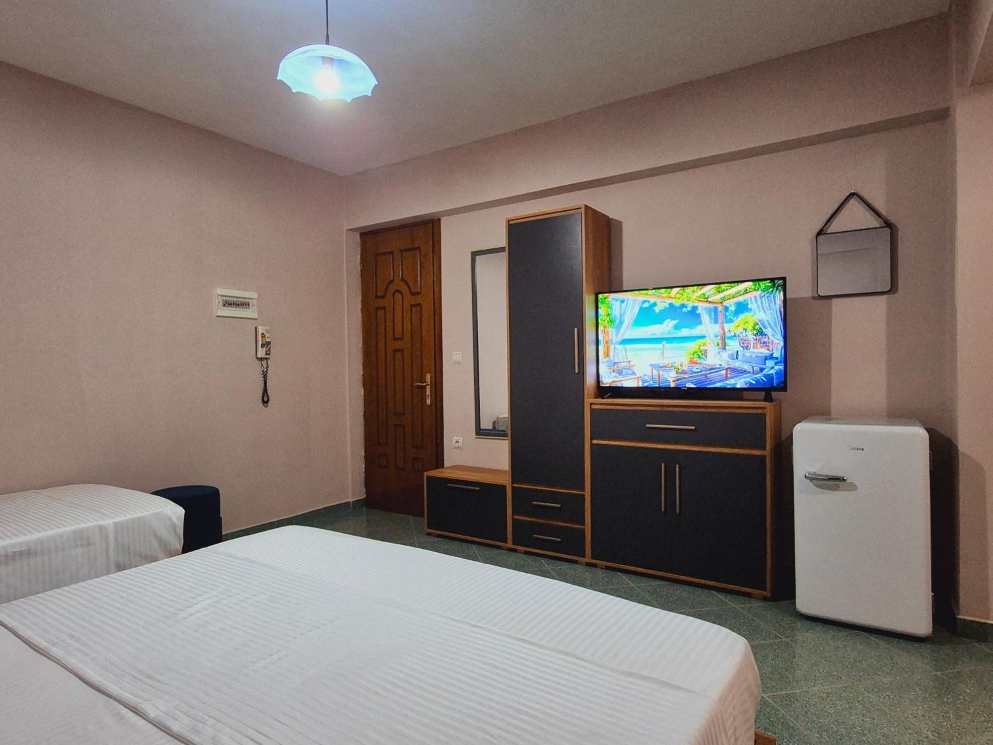 Barca Rooms Saranda Extérieur photo