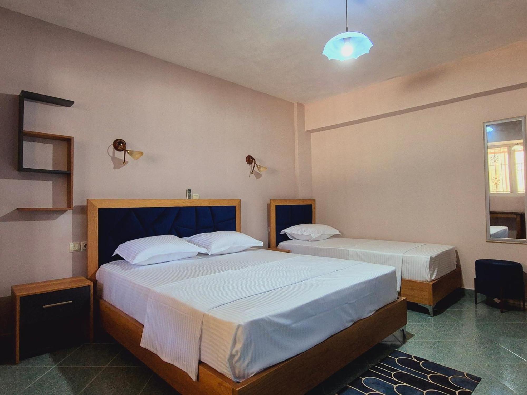 Barca Rooms Saranda Extérieur photo
