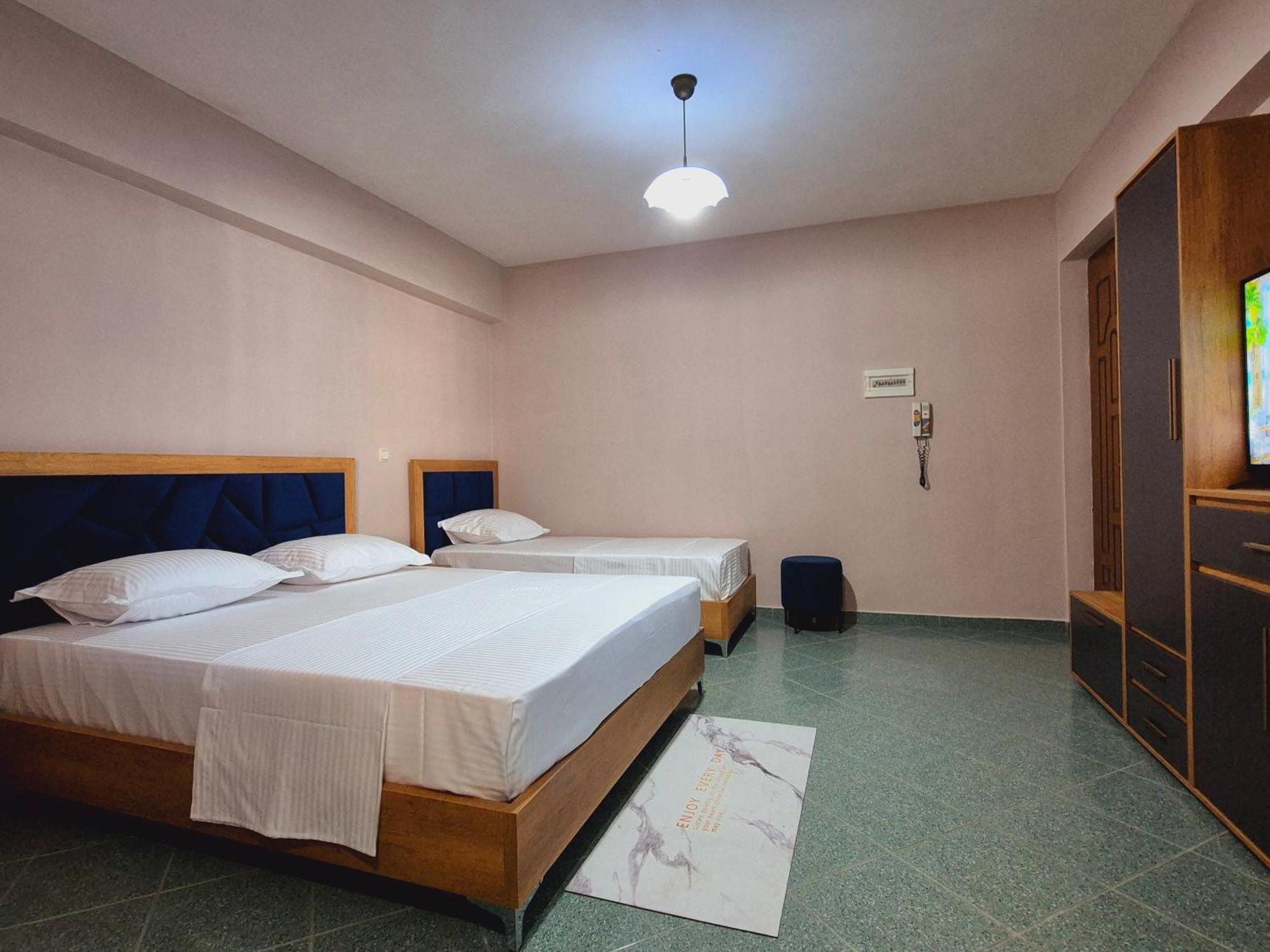 Barca Rooms Saranda Extérieur photo