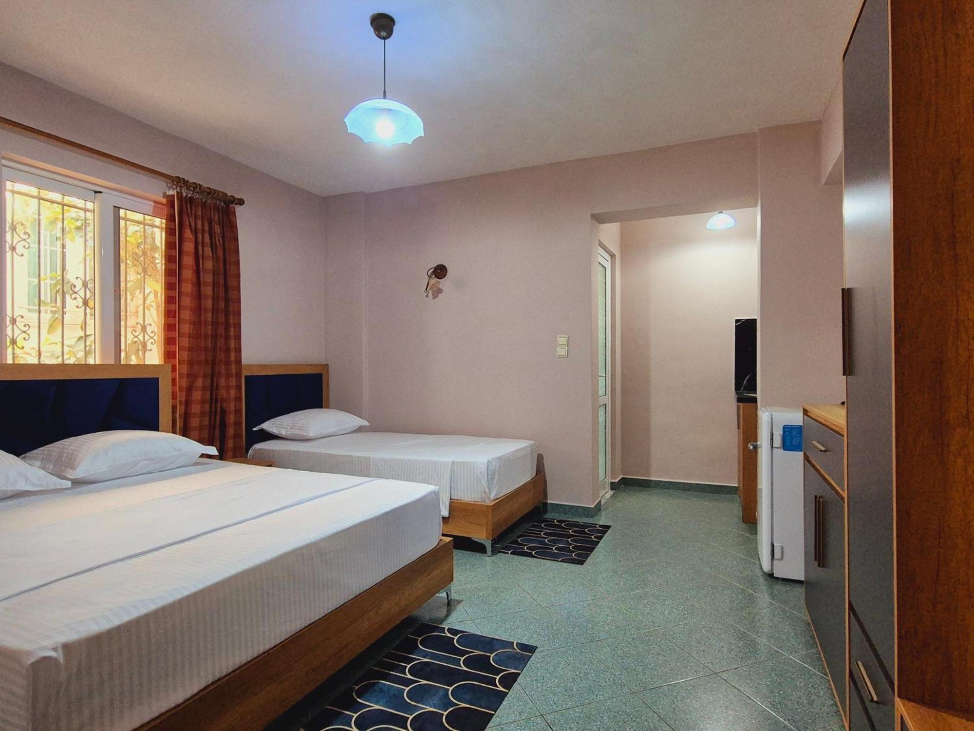 Barca Rooms Saranda Extérieur photo