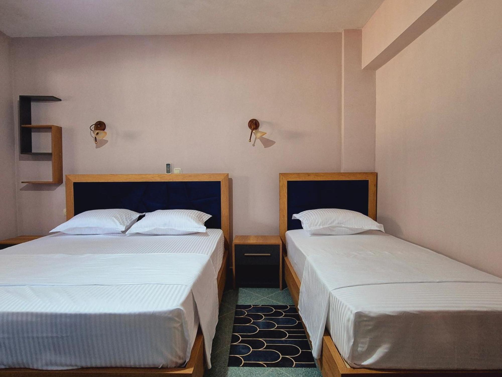 Barca Rooms Saranda Extérieur photo